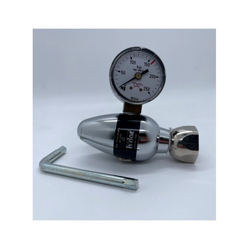 Riduttore di pressione per bombole ricaricabili hydor A completo di manometro